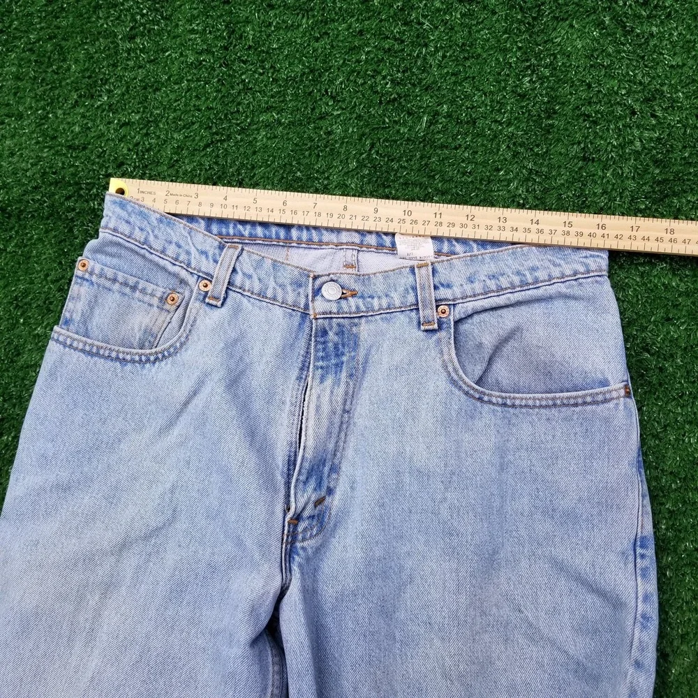 Vintage Levi's 570 Jeans Mens 32x32 Light Blue Baggy Fit Denim  90s